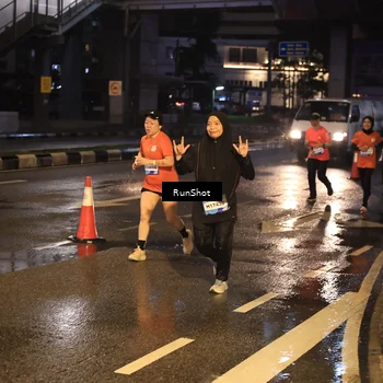 Runner Photo 7883865