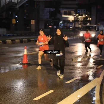 Runner Photo 7883866