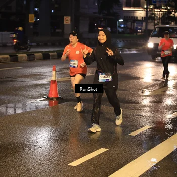 Runner Photo 7883873