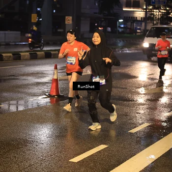 Runner Photo 7883878
