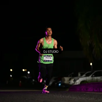 Runner Photo 7883882