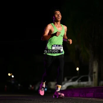 Runner Photo 7883894