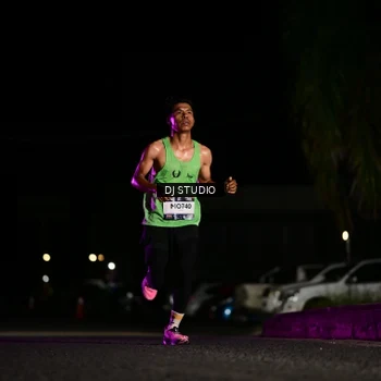 Runner Photo 7883897