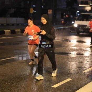 Runner Photo 7883899