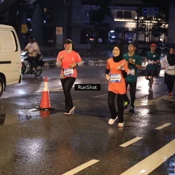 Runner Photo 7883918