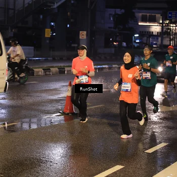 Runner Photo 7883928