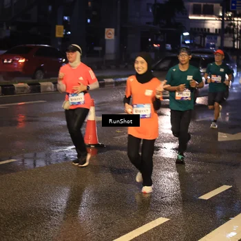 Runner Photo 7883939