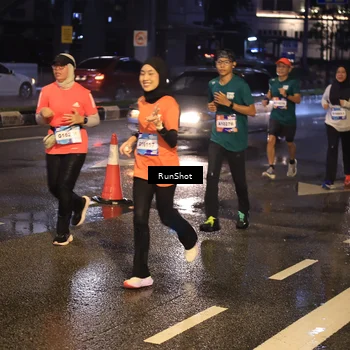 Runner Photo 7883941