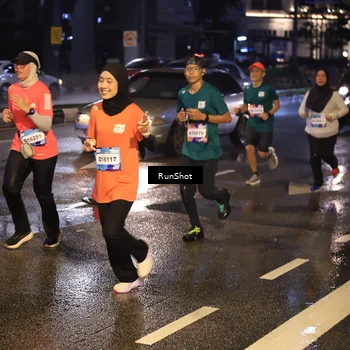 Runner Photo 7883945