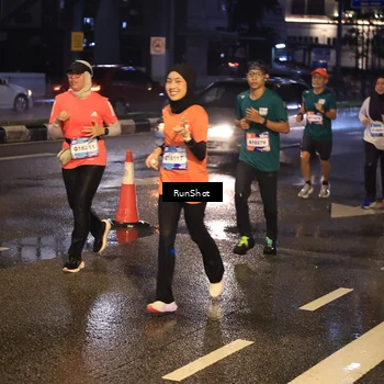 Runner Photo 7883946