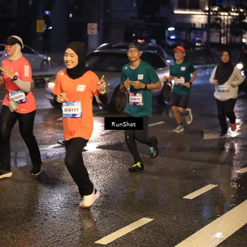 Runner Photo 7883951