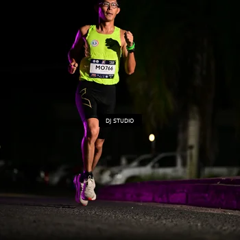 Runner Photo 7883956