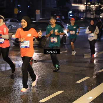 Runner Photo 7883957