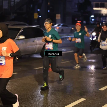 Runner Photo 7883974