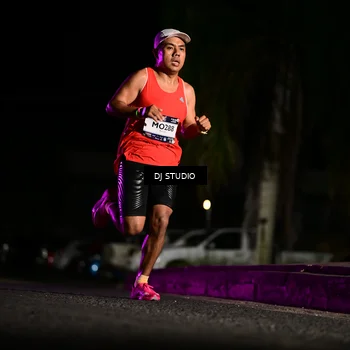 Runner Photo 7884013