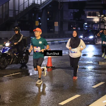 Runner Photo 7884016