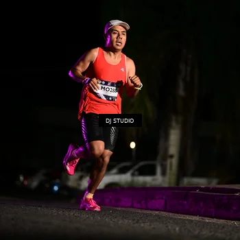 Runner Photo 7884027