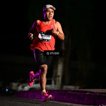 Runner Photo 7884034