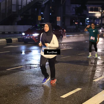 Runner Photo 7884036