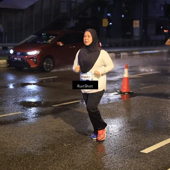 Runner Photo 7884044