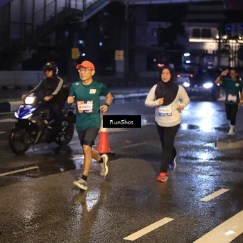 Runner Photo 7884047