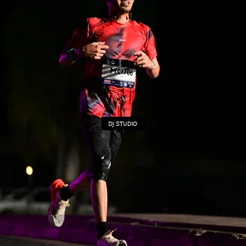 Runner Photo 7884049