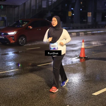 Runner Photo 7884055