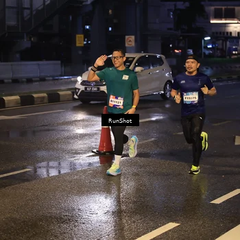Runner Photo 7884071
