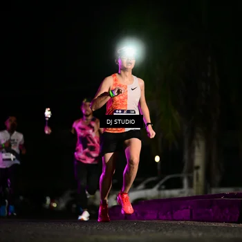 Runner Photo 7884088