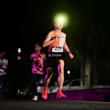 Runner Photo 7884092