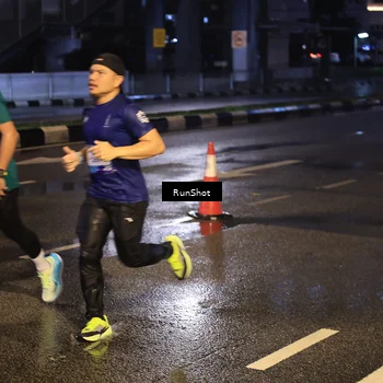 Runner Photo 7884105
