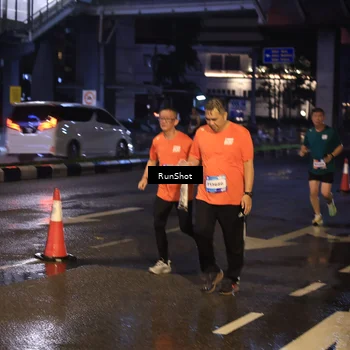 Runner Photo 7884136