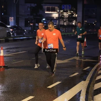 Runner Photo 7884138
