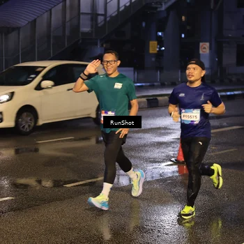 Runner Photo 7884156