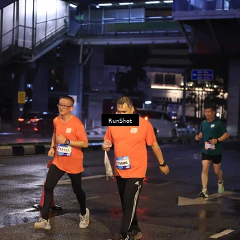 Runner Photo 7884170