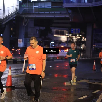 Runner Photo 7884180