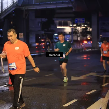 Runner Photo 7884192