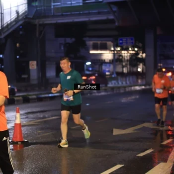 Runner Photo 7884205