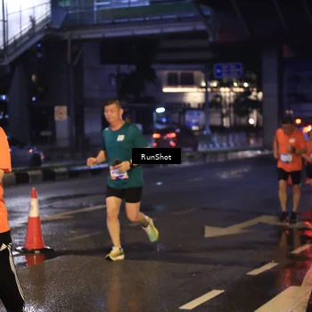 Runner Photo 7884206