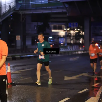 Runner Photo 7884212