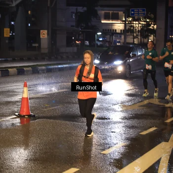 Runner Photo 7884230