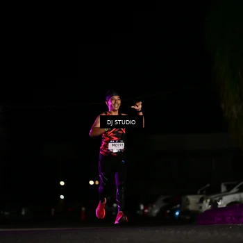Runner Photo 7884240