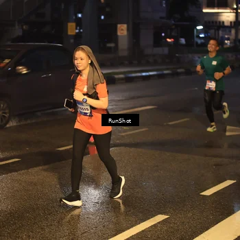 Runner Photo 7884255