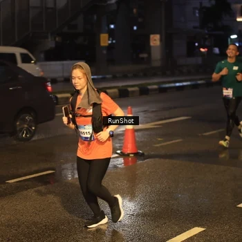 Runner Photo 7884259