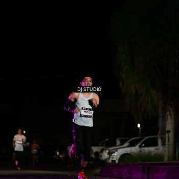 Runner Photo 7884268