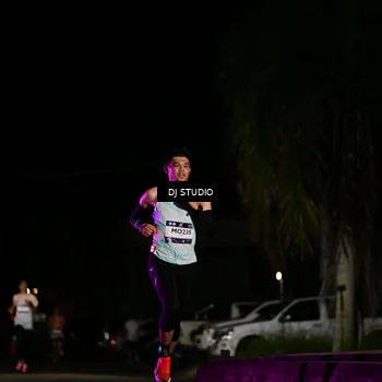 Runner Photo 7884271