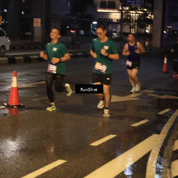 Runner Photo 7884272