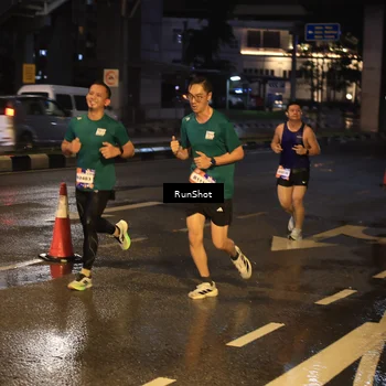 Runner Photo 7884275