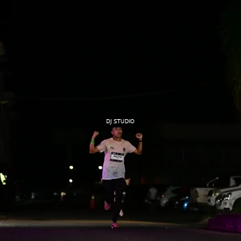 Runner Photo 7884285