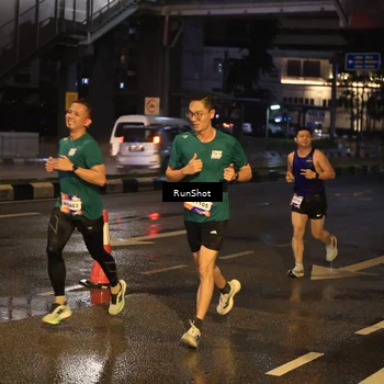 Runner Photo 7884288